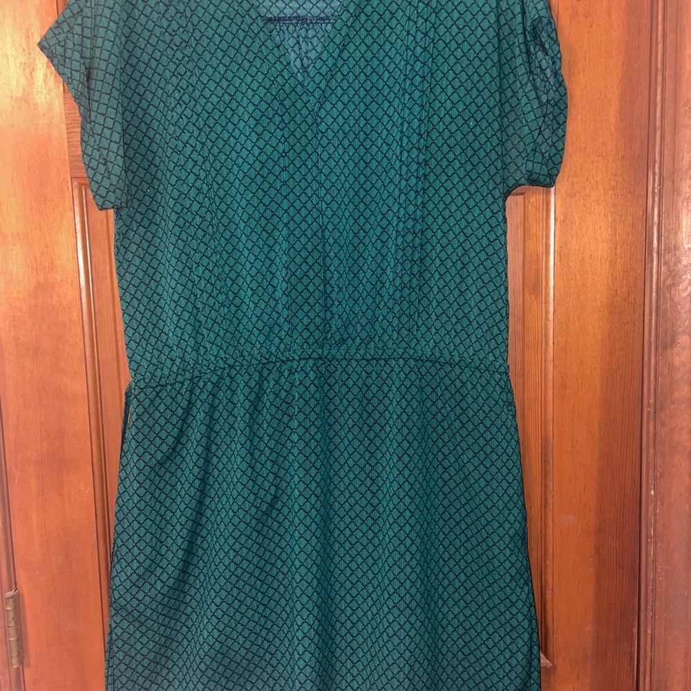 Banana Republic Blue V-Neck Mini Dress Short Sleeve Casual
